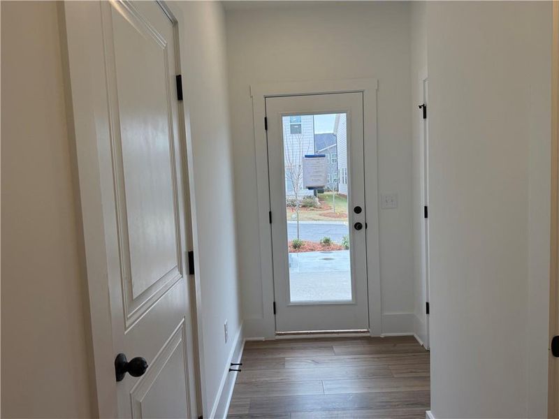 Spacious, unfurnished interior of a new home in Park Vue, Atlanta (Image 23).