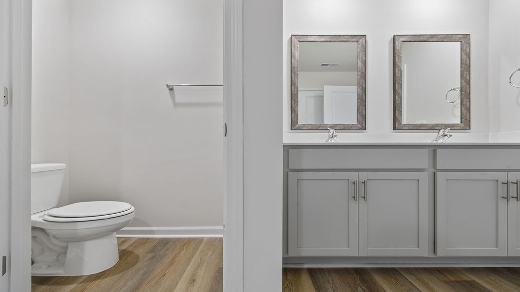 Image 32 of a home in Cedar Gap.