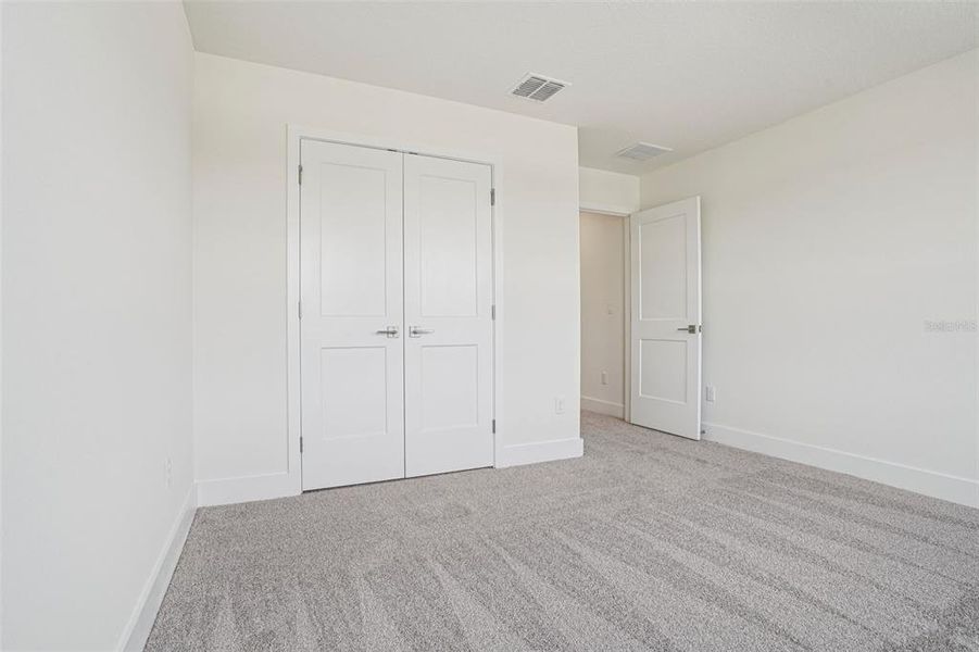 Spacious, unfurnished interior of a new home in Trailside, Mount Dora (Image 32).