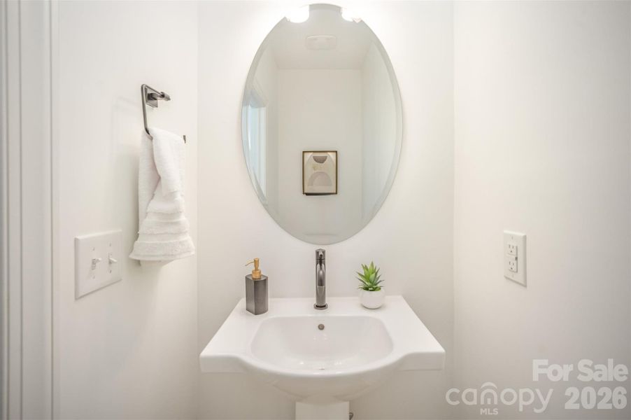 Image 44 of a home in .