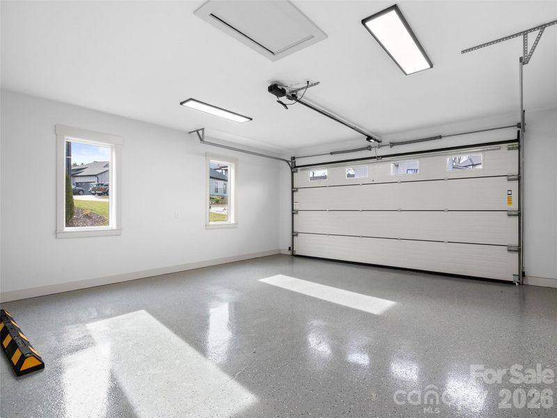 Spacious, unfurnished interior of a new home in , Arden (Image 22).