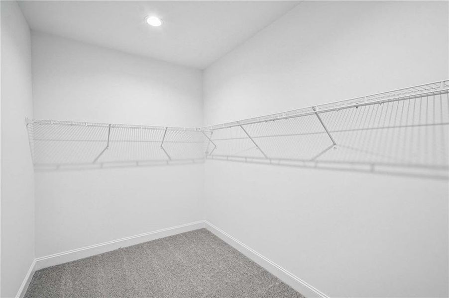 Spacious, unfurnished interior of a new home in East Harbor II at Chestatee, Dawsonville (Image 16).