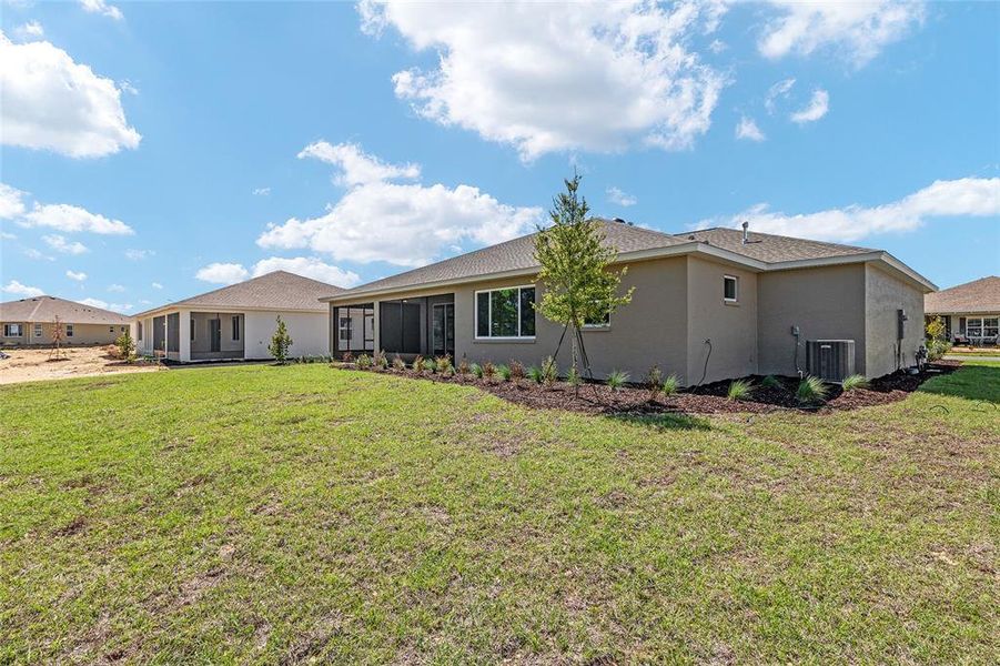 Exterior details and patio area of a home in , Ocala (Image 37).
