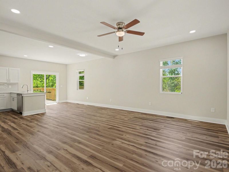 Spacious, unfurnished interior of a new home in , Gastonia (Image 33).