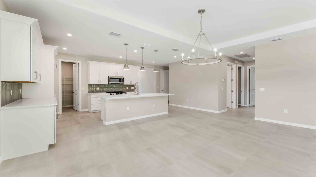 Kitchen & Dining Room