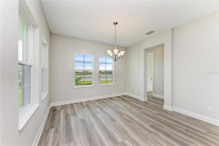 Spacious, unfurnished interior of a new home in Mirada, San Antonio (Image 24).