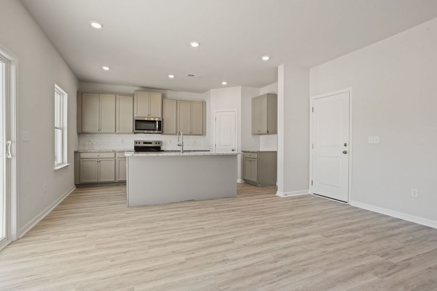 2,428sf New Home in Woodruff, SC.  - Slide 13