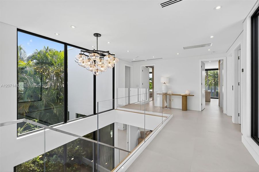Furnished interior view inside a new home in , Fort Lauderdale (Image 46).