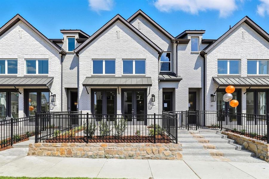 Elevation CM Elevation CM