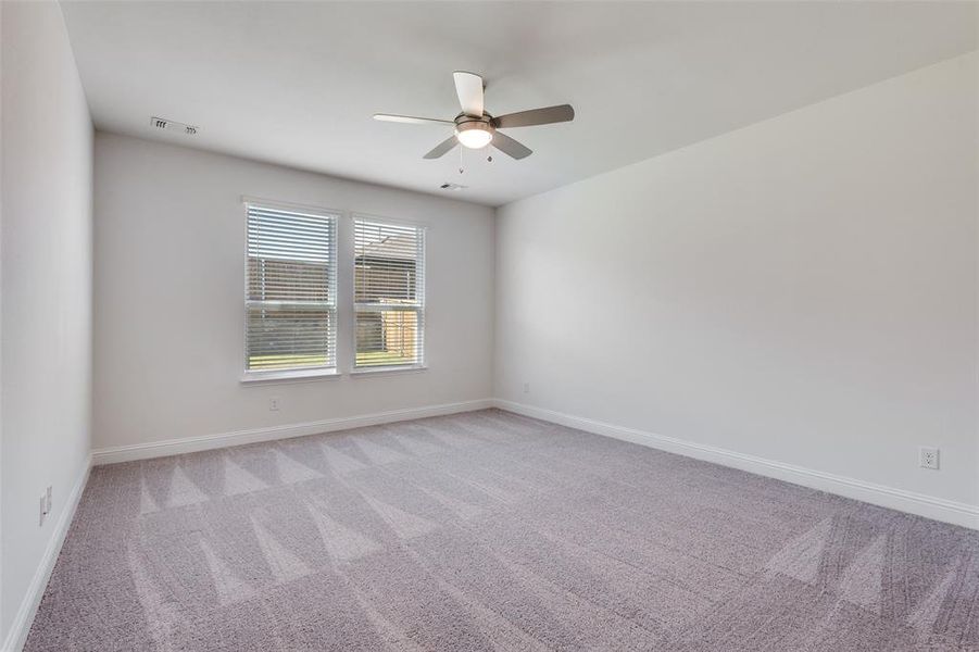 Spacious, unfurnished interior of a new home in Princeton Estates, Princeton (Image 25).