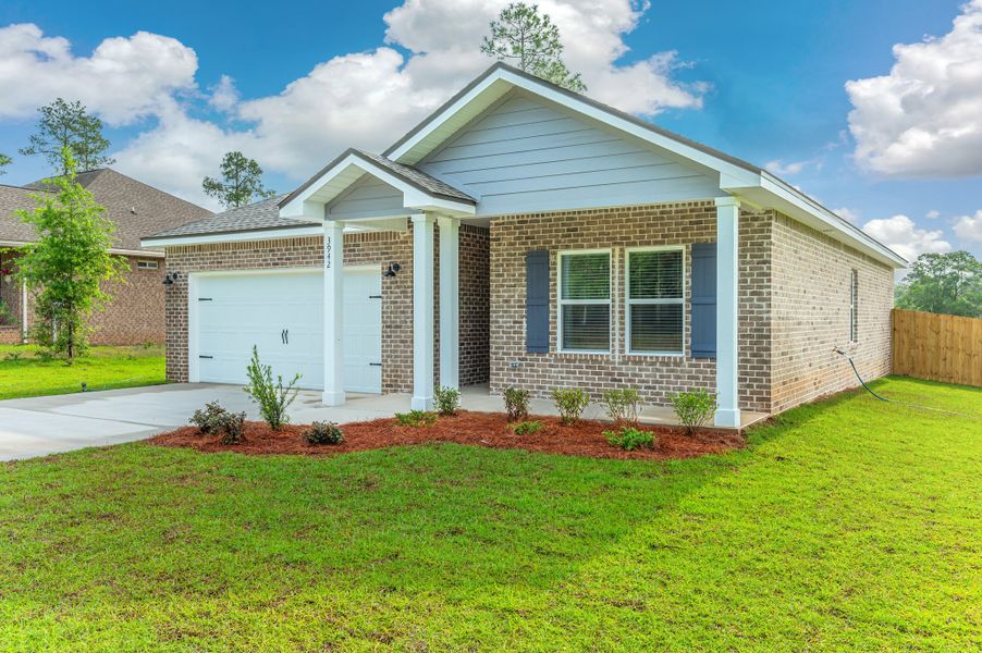 Exterior details and patio area of a home in Blossom Grove, Crestview (Image 2).