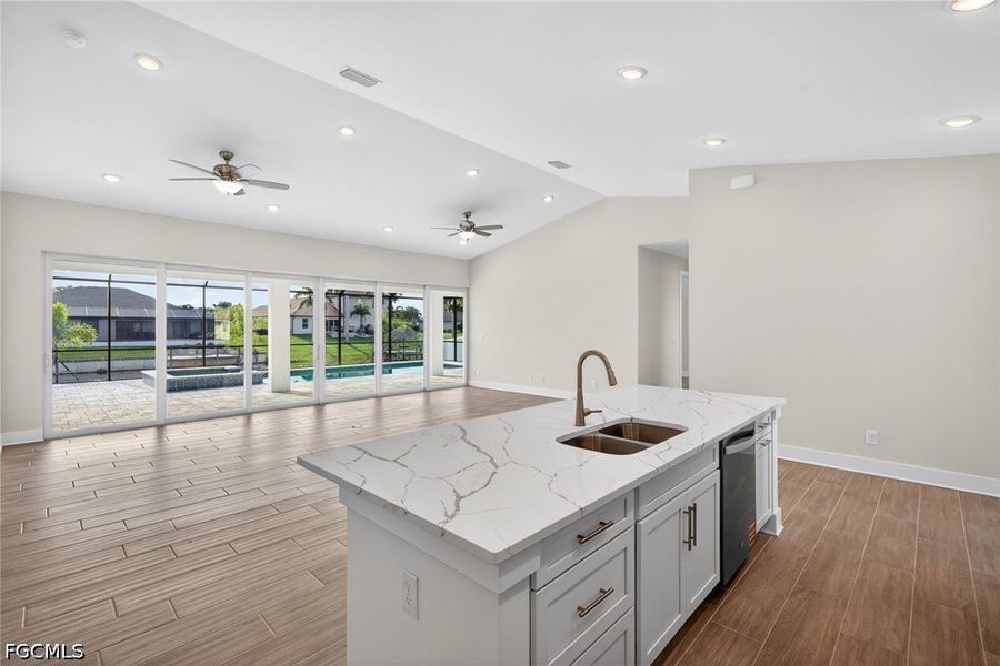 Image 36 of a home in Cape Coral. Image 36 of a home in Cape Coral.