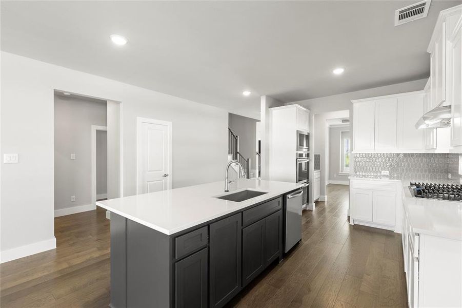 10. 1590 Marburg - Kitchen (4) 10. 1590 Marburg - Kitchen (4)