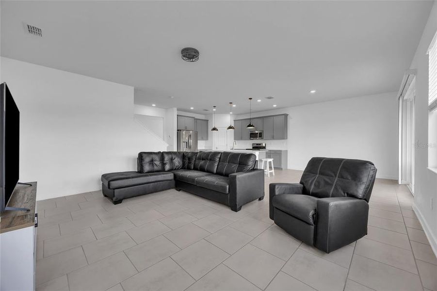 Furnished interior view inside a new home in Providence, Davenport (Image 10).