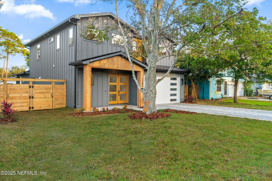 Exterior details and patio area of a home in , Jacksonville Beach (Image 2). Exterior details and patio area of a home in , Jacksonville Beach (Image 2).