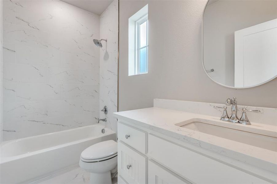 Furnished interior view inside a new home in , Lake Dallas (Image 6).