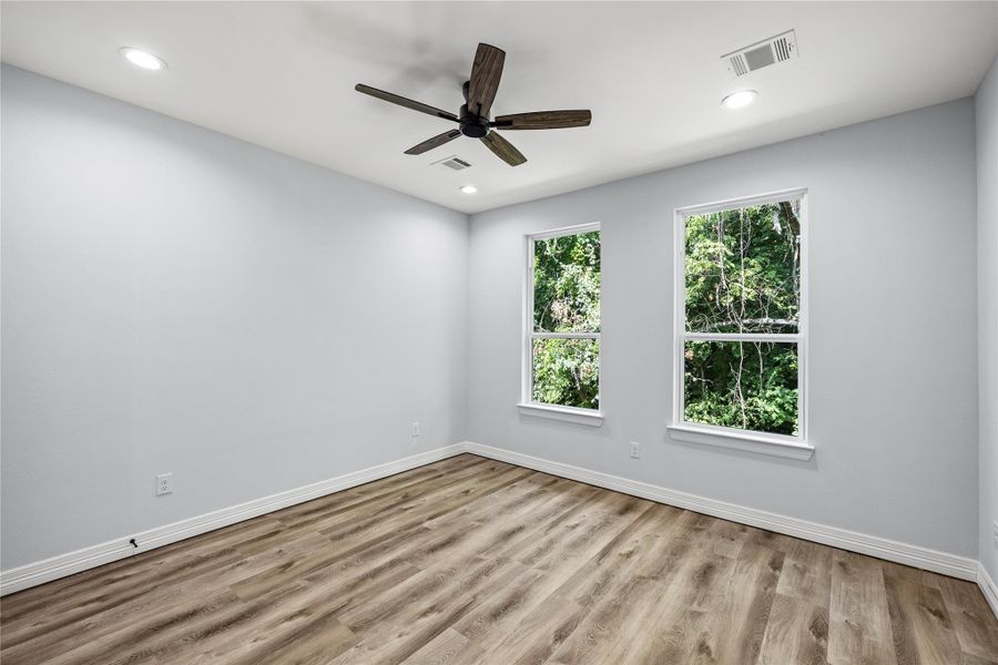 Spacious, unfurnished interior of a new home in , Montgomery (Image 23).