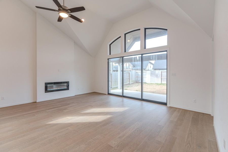 Spacious, unfurnished interior of a new home in , Porter (Image 43).