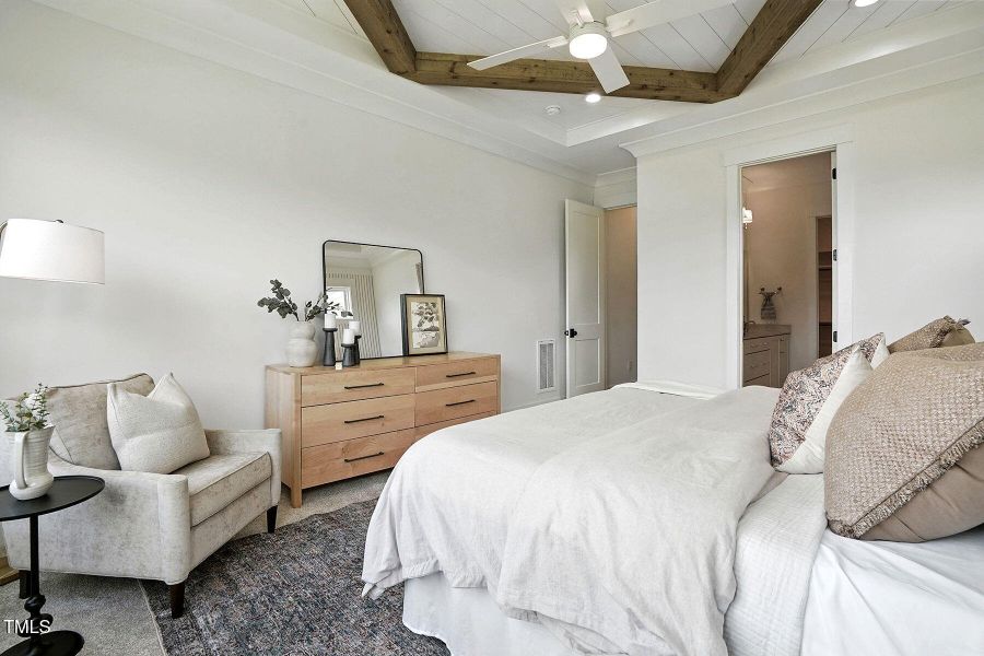 48-web-or-mls-Photo_017 (2) 48-web-or-mls-Photo_017 (2)