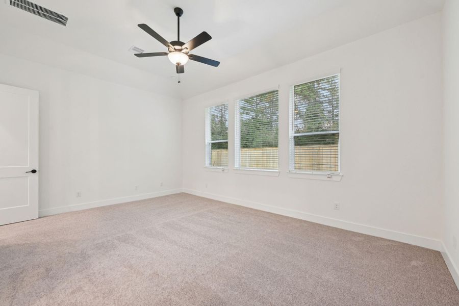 Spacious, unfurnished interior of a new home in Kresston, Montgomery (Image 32). Spacious, unfurnished interior of a new home in Kresston, Montgomery (Image 32).