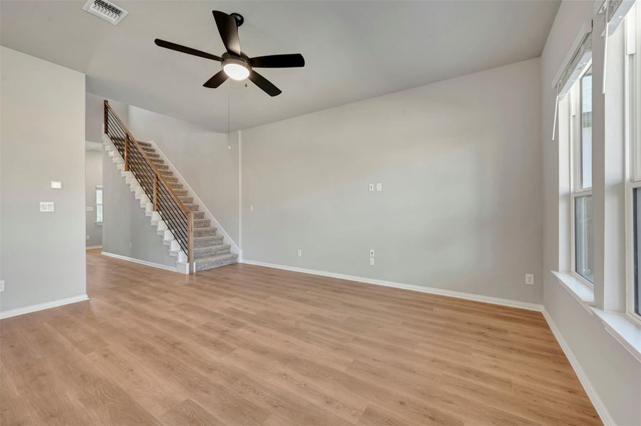 Spacious, unfurnished interior of a new home in Heritage, Dripping Springs (Image 22).