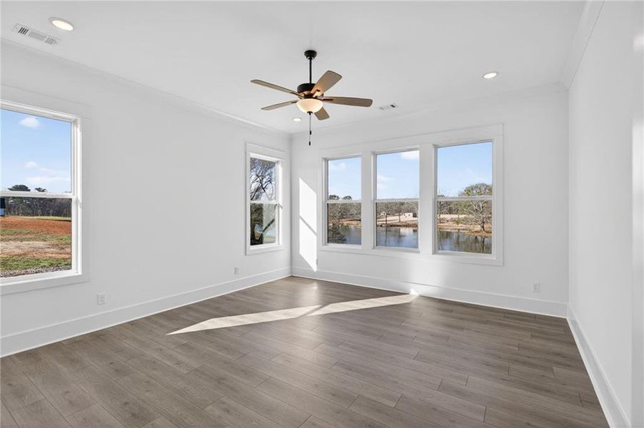 Spacious, unfurnished interior of a new home in , Dallas (Image 28).