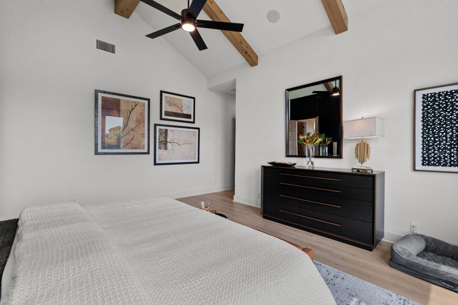 Furnished interior view inside a new home in Potranco Oaks, Castroville (Image 31). Furnished interior view inside a new home in Potranco Oaks, Castroville (Image 31).