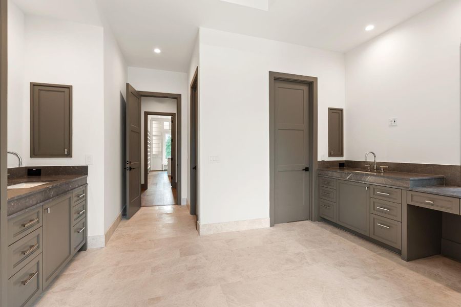 Furnished interior view inside a new home in , Houston (Image 18).