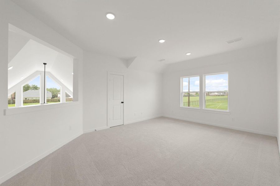 Spacious, unfurnished interior of a new home in Sienna Village of Anderson Springs 50', Missouri City (Image 9). Spacious, unfurnished interior of a new home in Sienna Village of Anderson Springs 50', Missouri City (Image 9).