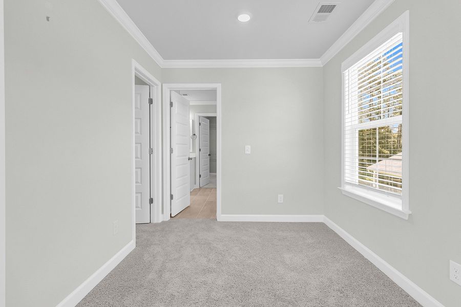 Spacious, unfurnished interior of a new home in Six Oaks, Summerville (Image 29). Spacious, unfurnished interior of a new home in Six Oaks, Summerville (Image 29).