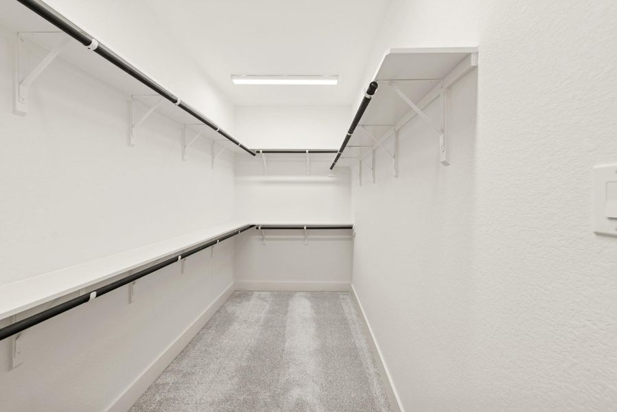 Spacious, unfurnished interior of a new home in , Katy (Image 26).