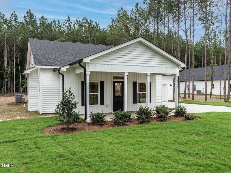 003-1280x960-front 003-1280x960-front