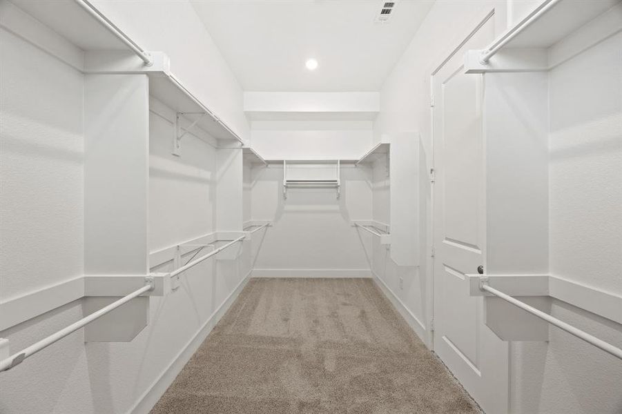 Spacious, unfurnished interior of a new home in Chatham Reserve, Providence Village (Image 31).