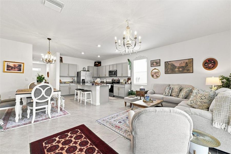 Furnished interior view inside a new home in , Wesley Chapel (Image 11).