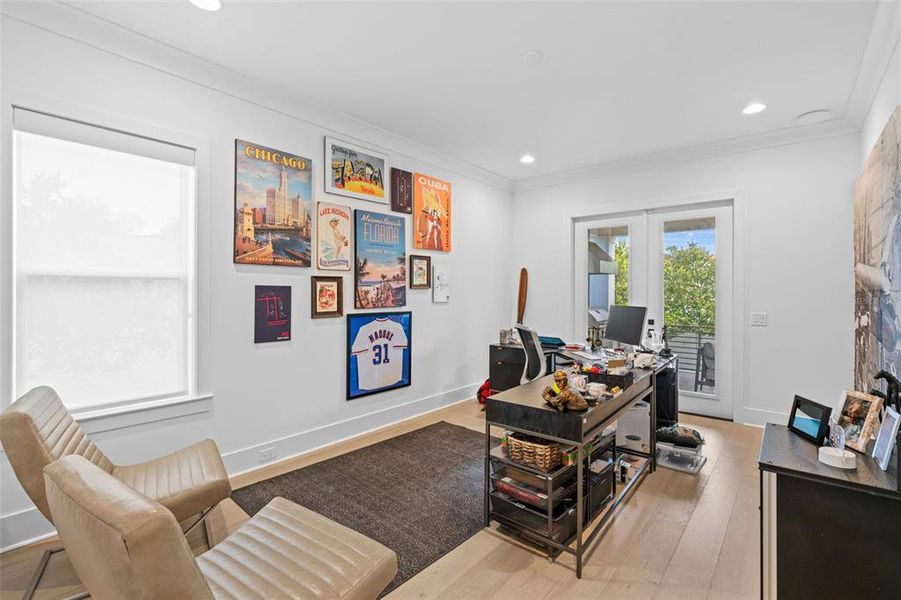 Furnished interior view inside a new home in , Tampa (Image 64).