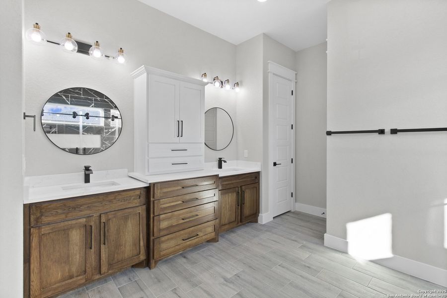 Furnished interior view inside a new home in , Adkins (Image 5).