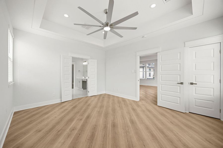 Spacious, unfurnished interior of a new home in , Cleveland (Image 43).
