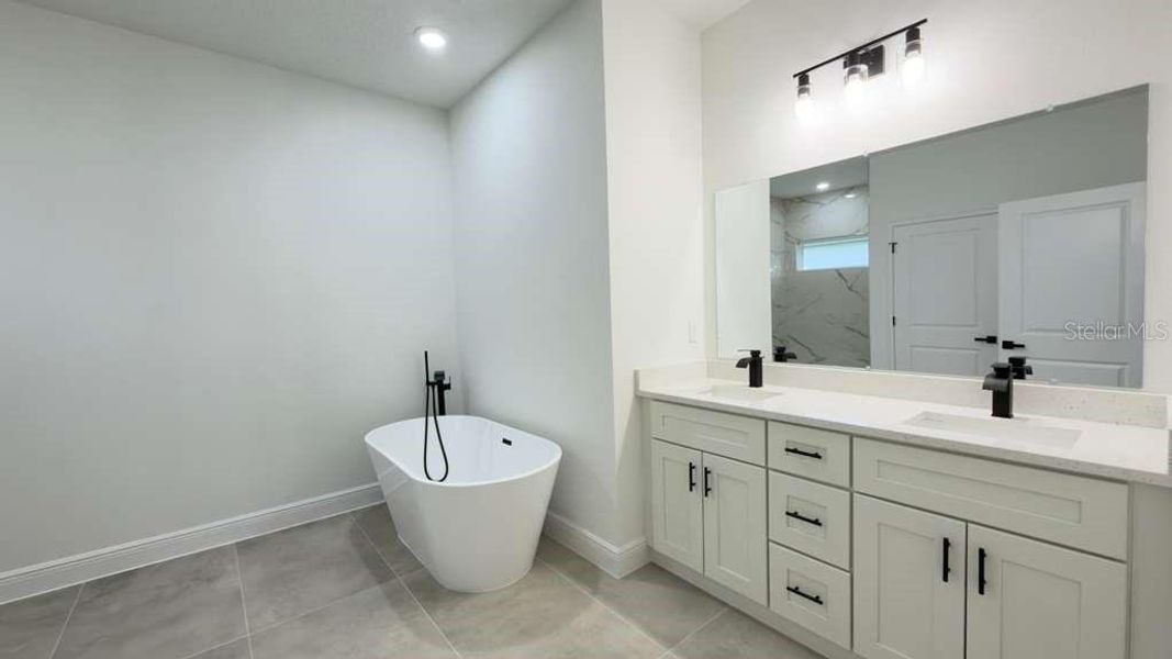 Furnished interior view inside a new home in , Ocala (Image 7).