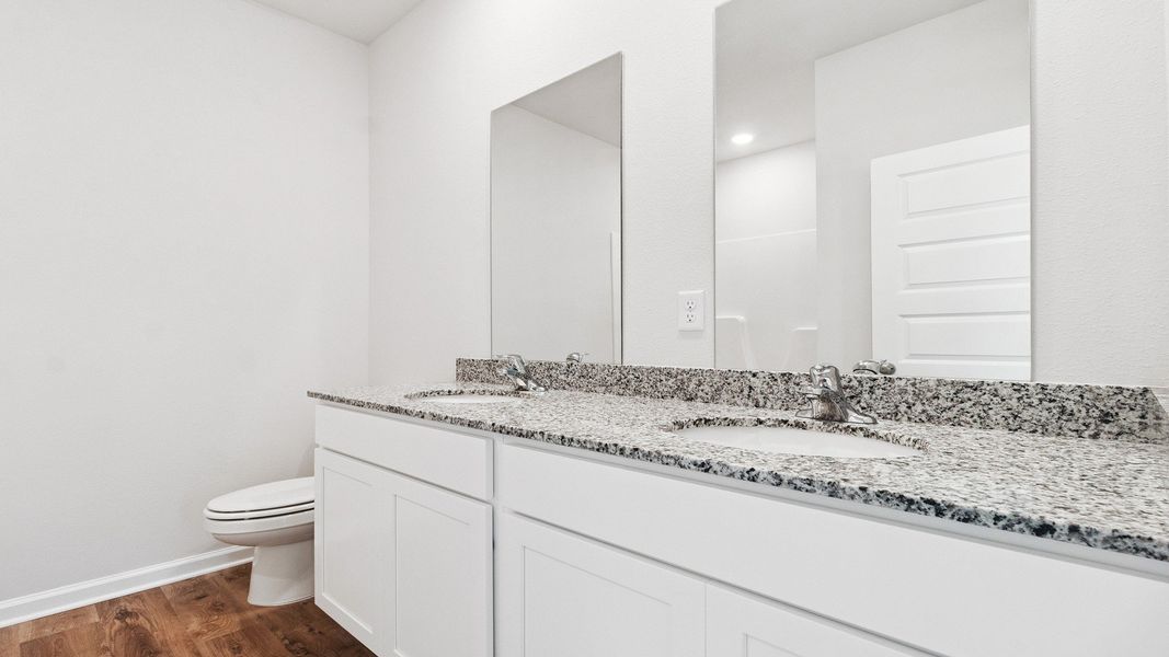 Furnished interior view inside a new home in Wesley Park, Crawfordville (Image 12).