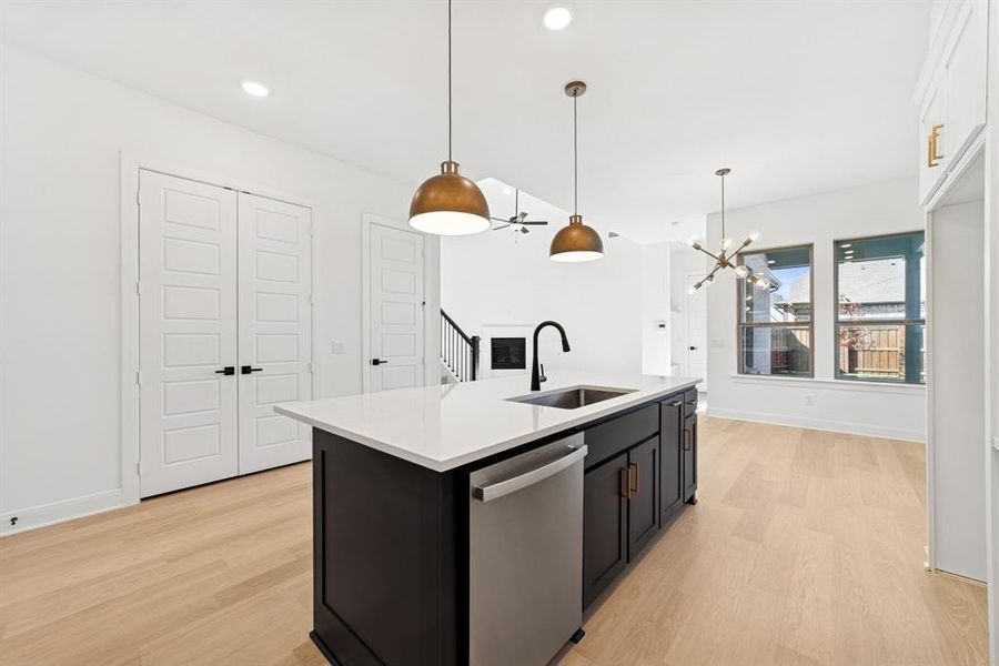 Furnished interior view inside a new home in Mantua Point Gardens, Van Alstyne (Image 7). Furnished interior view inside a new home in Mantua Point Gardens, Van Alstyne (Image 7).