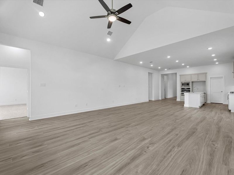 Spacious, unfurnished interior of a new home in Clopton Farms, Montgomery (Image 15). Spacious, unfurnished interior of a new home in Clopton Farms, Montgomery (Image 15).