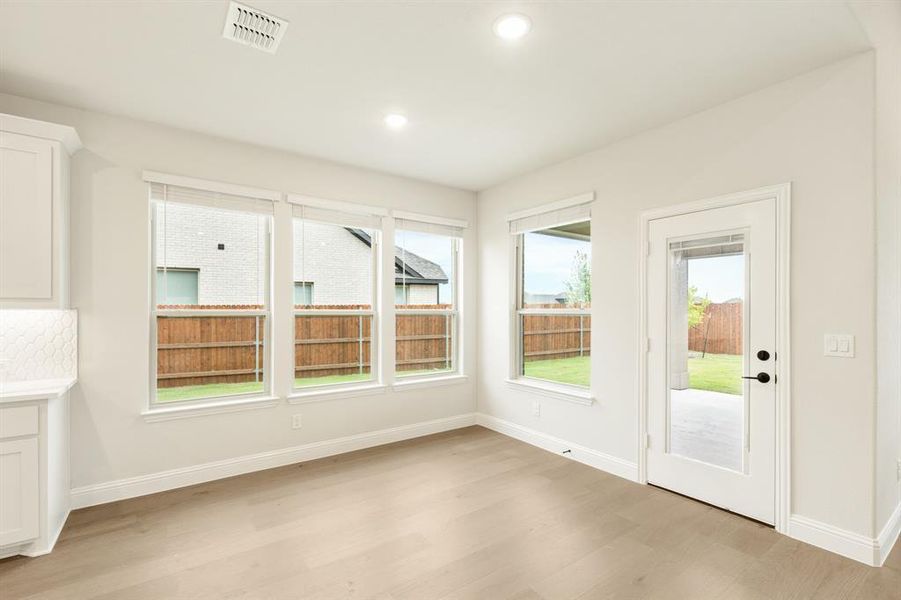 Spacious, unfurnished interior of a new home in The Retreat at North Grove 70-75, Waxahachie (Image 35). Spacious, unfurnished interior of a new home in The Retreat at North Grove 70-75, Waxahachie (Image 35).