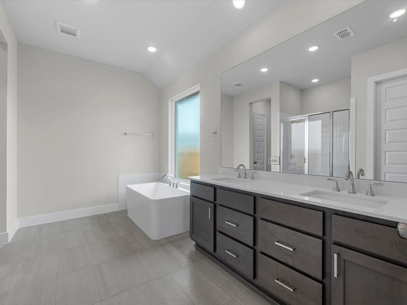 Furnished interior view inside a new home in Pecan Ridge, Fulshear (Image 5).