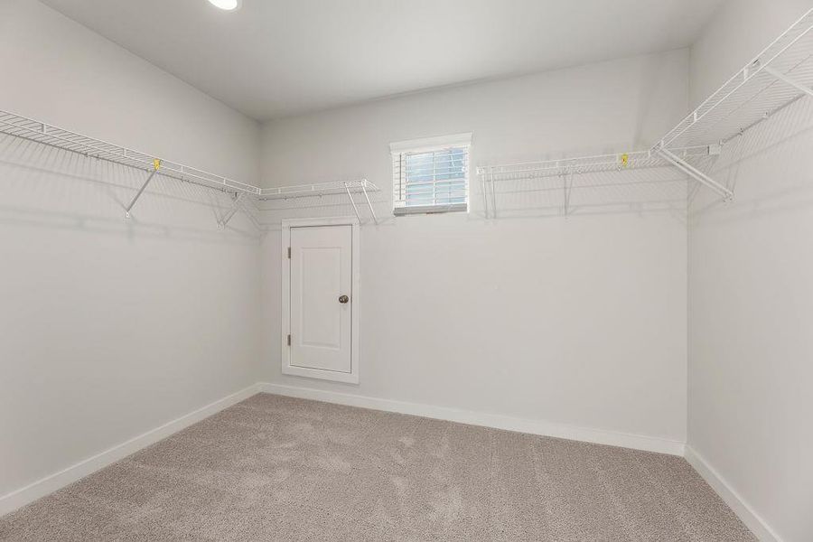 Spacious, unfurnished interior of a new home in Oak Grove Glen, Snellville (Image 13).