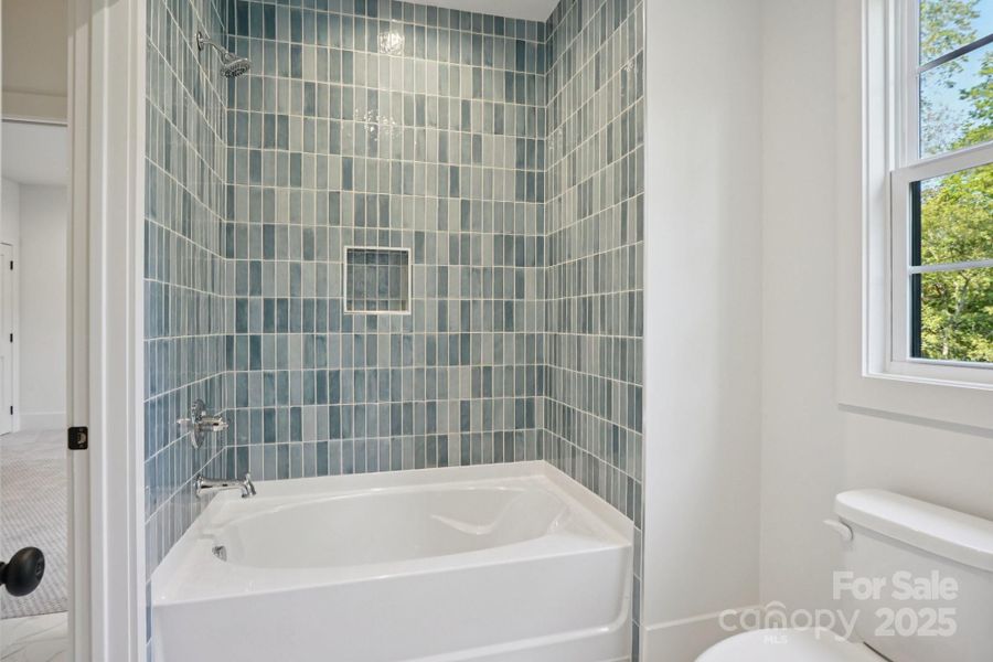 Image 44 of a home in .