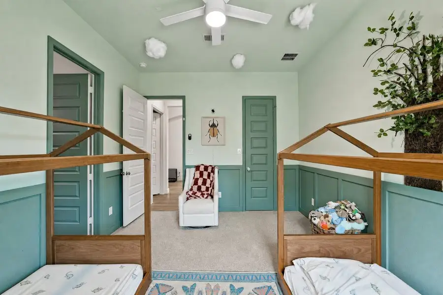 Guest Bedroom with en sutie