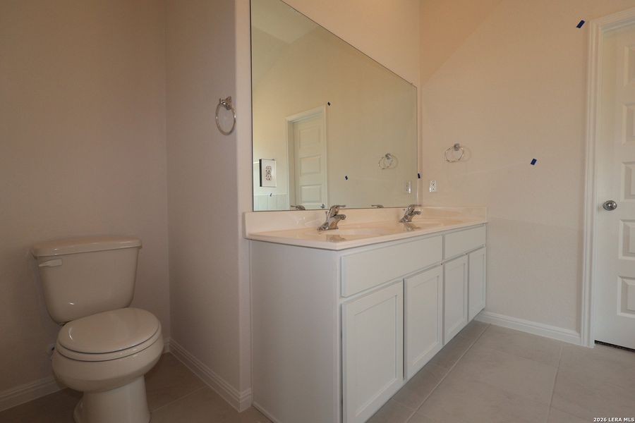Furnished interior view inside a new home in Verano Farms, San Antonio (Image 12).