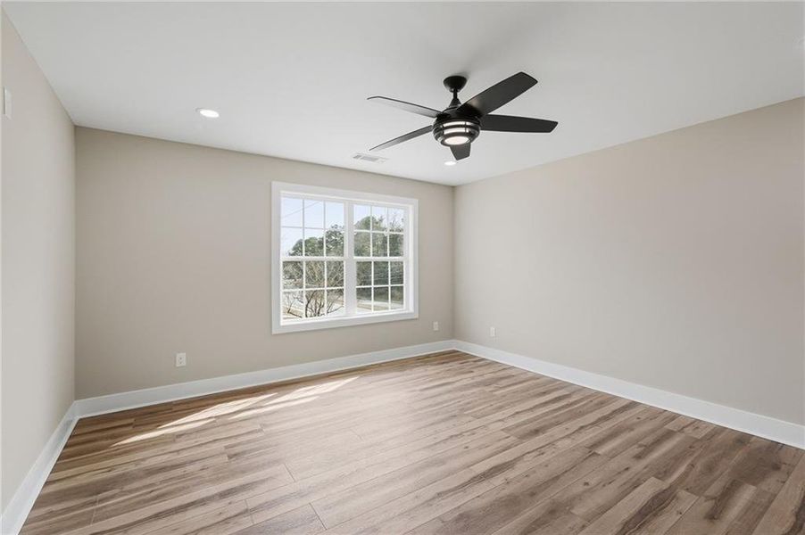 Spacious, unfurnished interior of a new home in , Stone Mountain (Image 33).