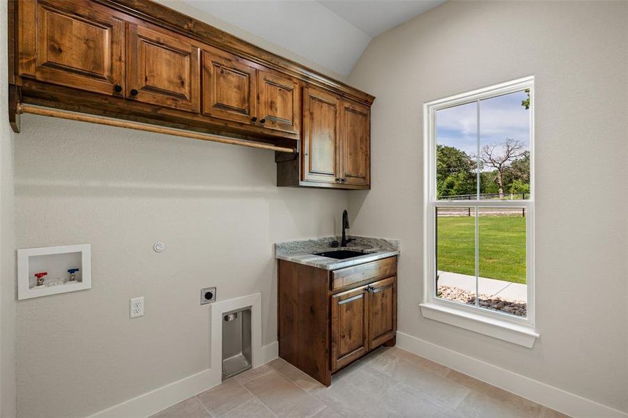 Furnished interior view inside a new home in , Tolar (Image 6). Furnished interior view inside a new home in , Tolar (Image 6).