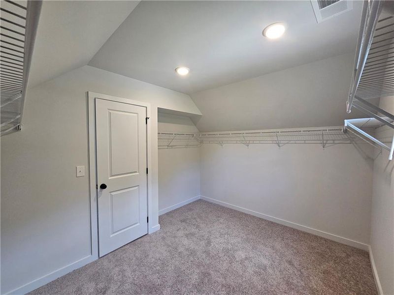 Image 29 of a home in Ellorie Estates.